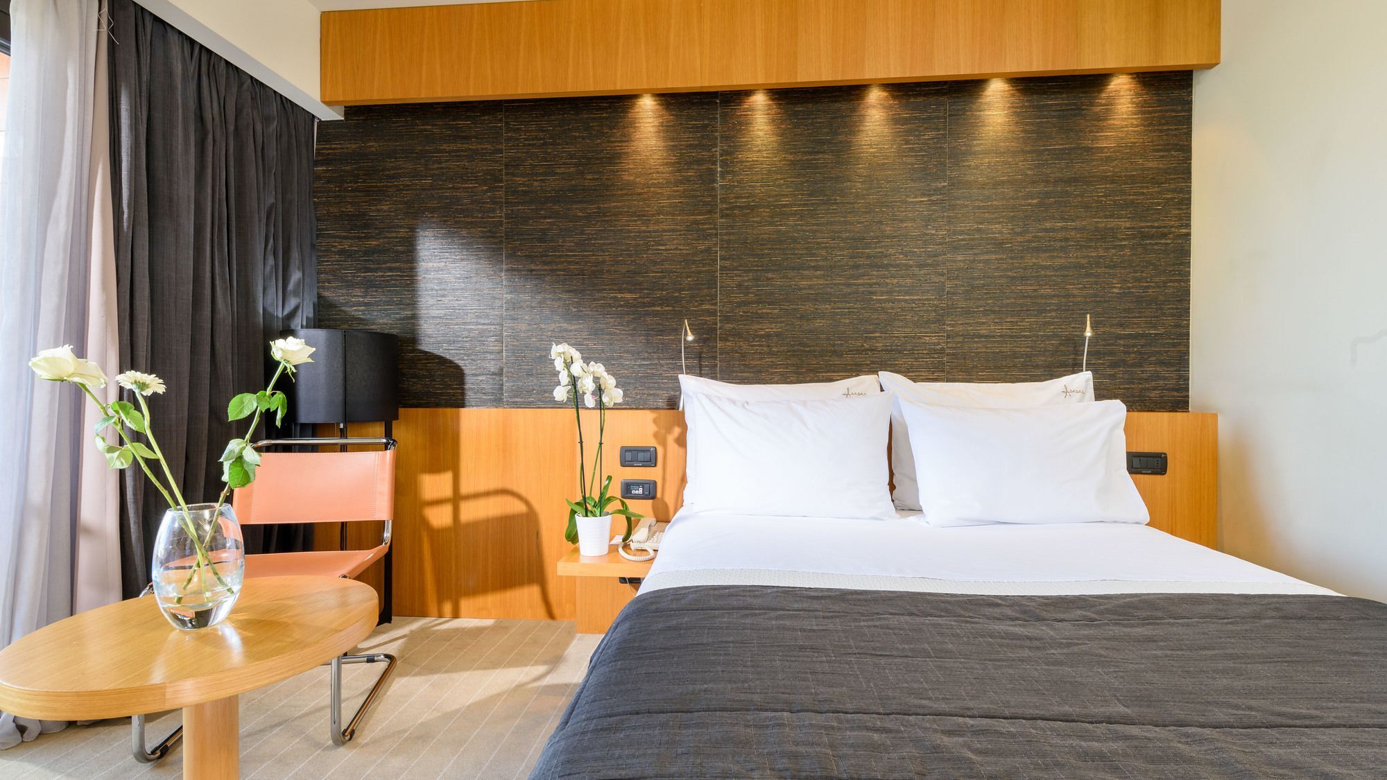 Alexander Beach Hotel & Spa Alexandroupoli Bagian luar foto A room at the hotel